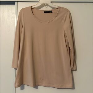 Ladies Susan Graver Light Beige 3/4 Sleeve Top Size M